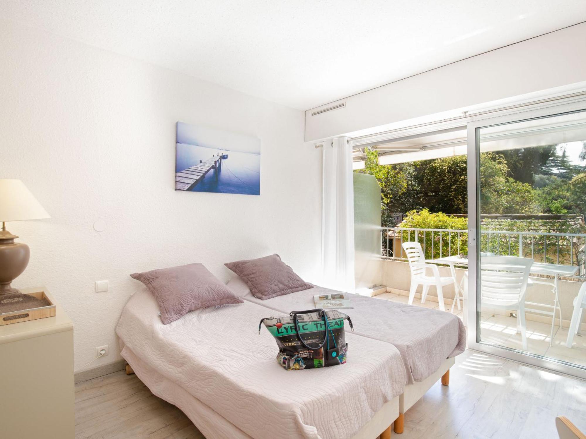 Studio Climatise Pour 3, Face Est, A 50M Plage Et Proche Commerces - Fr-1-466A-23 Saint-Raphaël Eksteriør billede